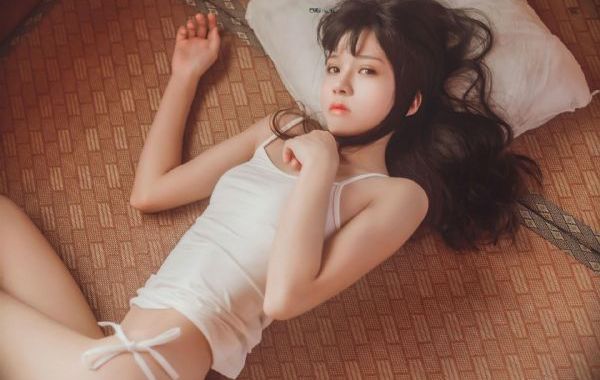 俄罗斯美女日b视频_1080高清在线