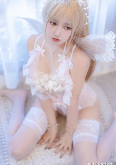 淫辱的秘书调教15_4K在线手机播放