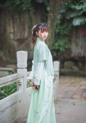 上邻居人妻少妇蜜臀av_剧情片免费播放